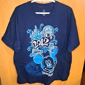 ⚡️2 / $10⚡️Disneyland 2012 Men's Blue T-Shirt Size XL
